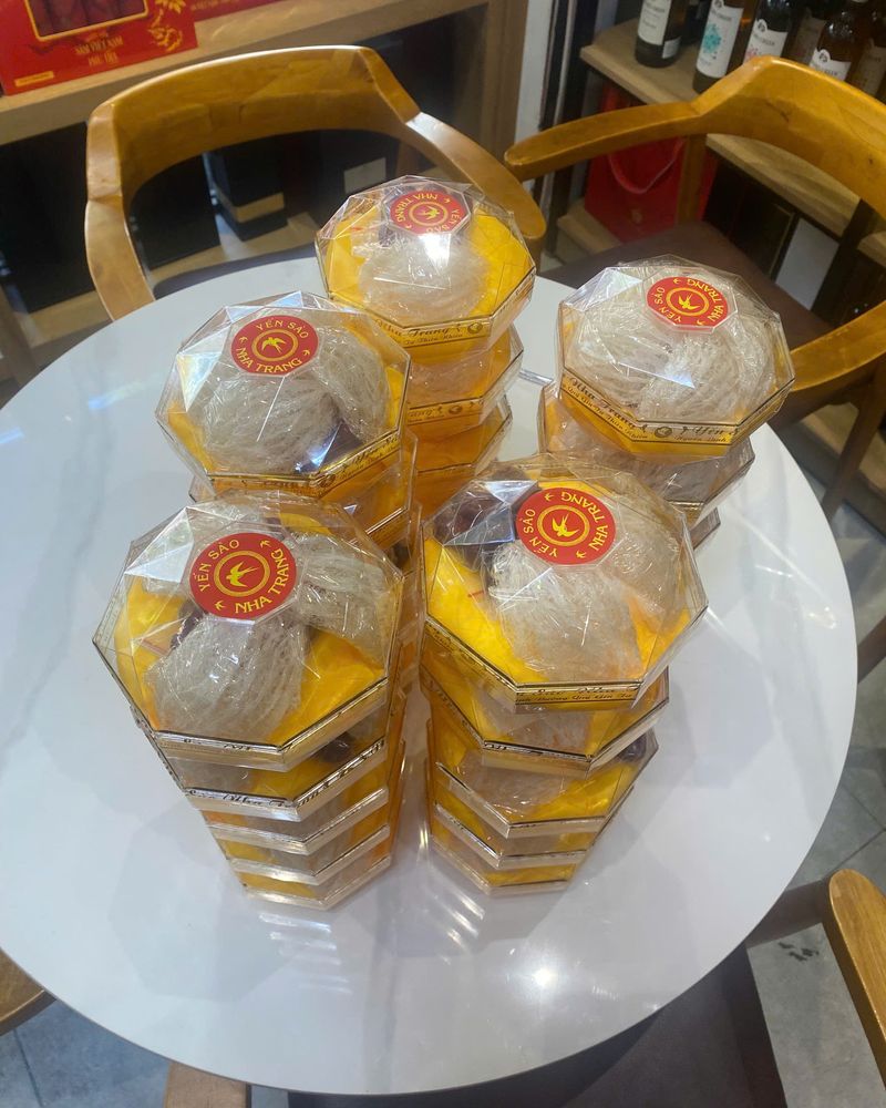 Yến sào Nha Trang hũ bát giác